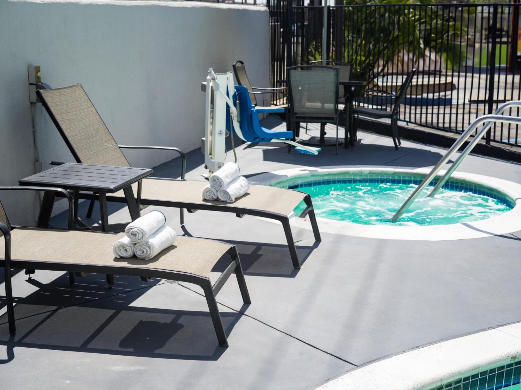 Inn Quality Airport Burbank